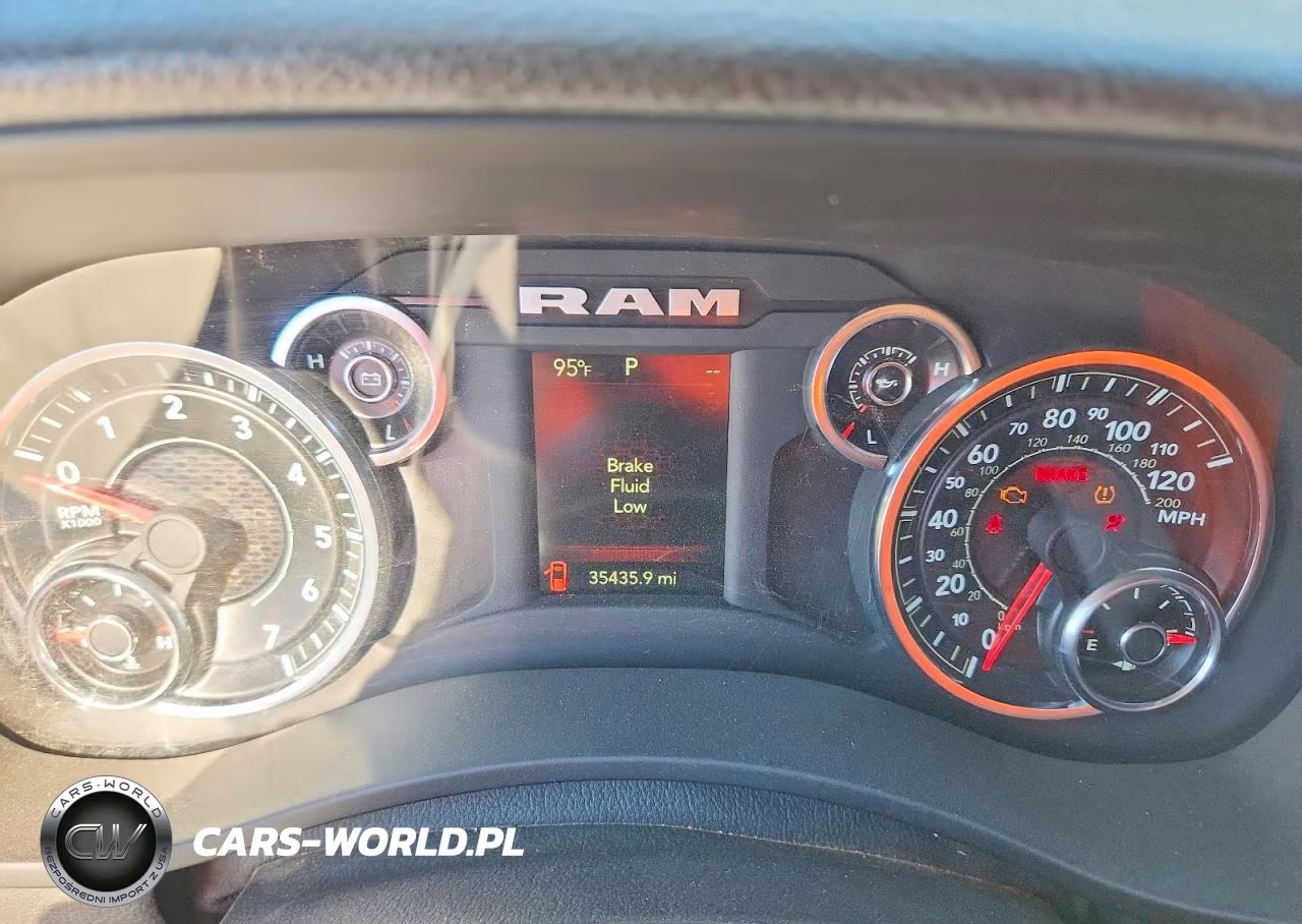 2024 Ram 2500 Tradesman VIN:3C6UR5HJXRG125833 - 9