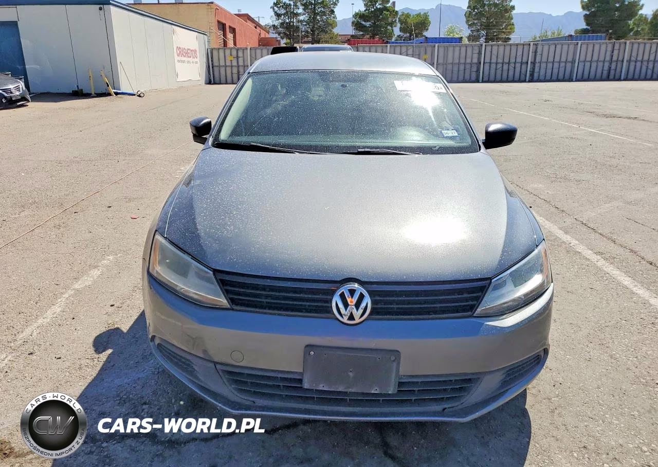 2013 Volkswagen Jetta Base VIN:3VW2K7AJXDM240224 - 5