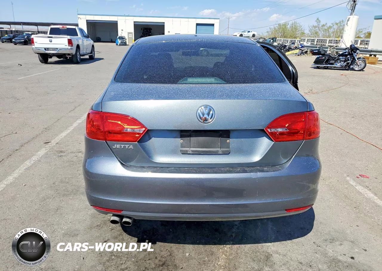 2013 Volkswagen Jetta Base VIN:3VW2K7AJXDM240224 - 6