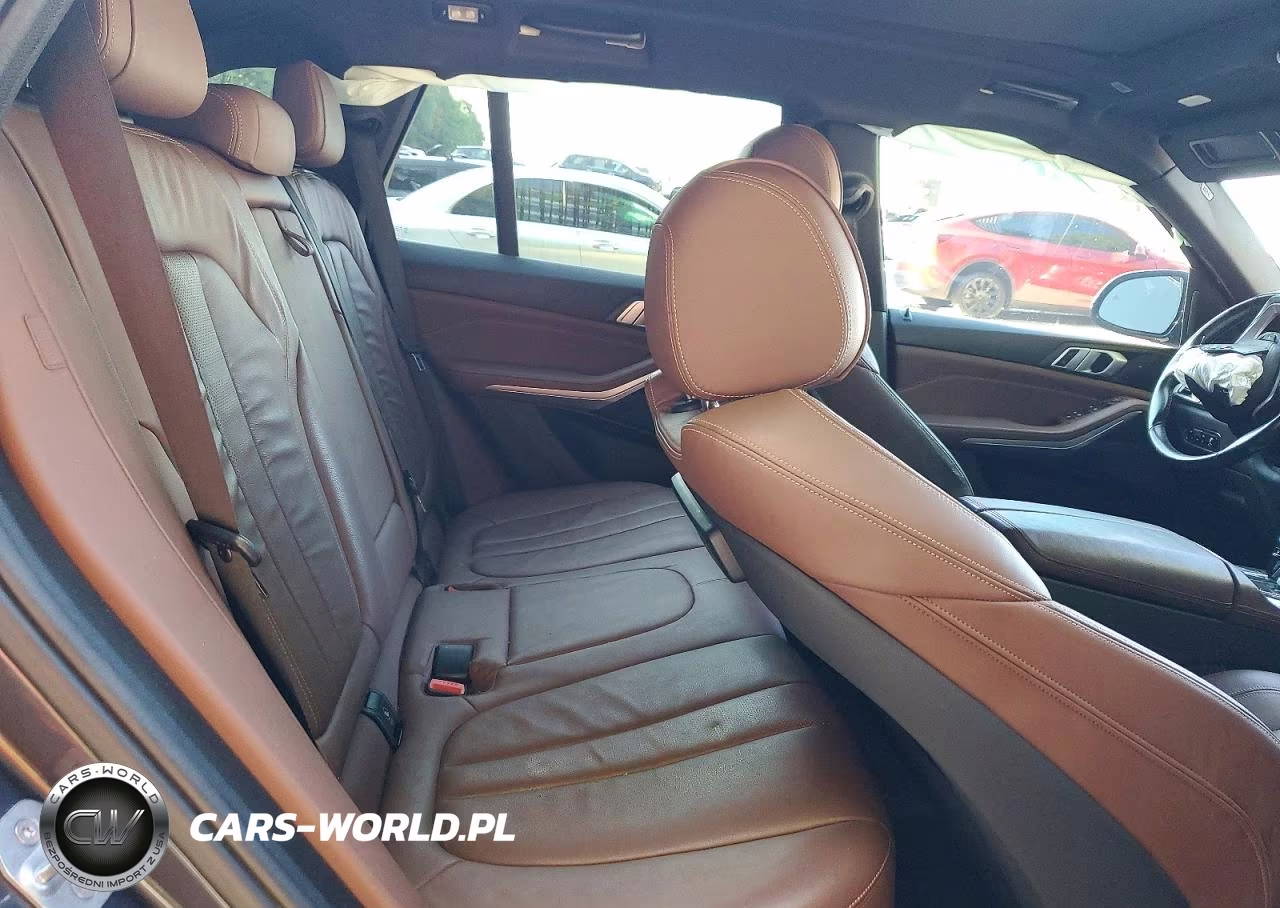 2019 BMW X5 xDrive40I VIN:5UXCR6C53KLK81563 - 11