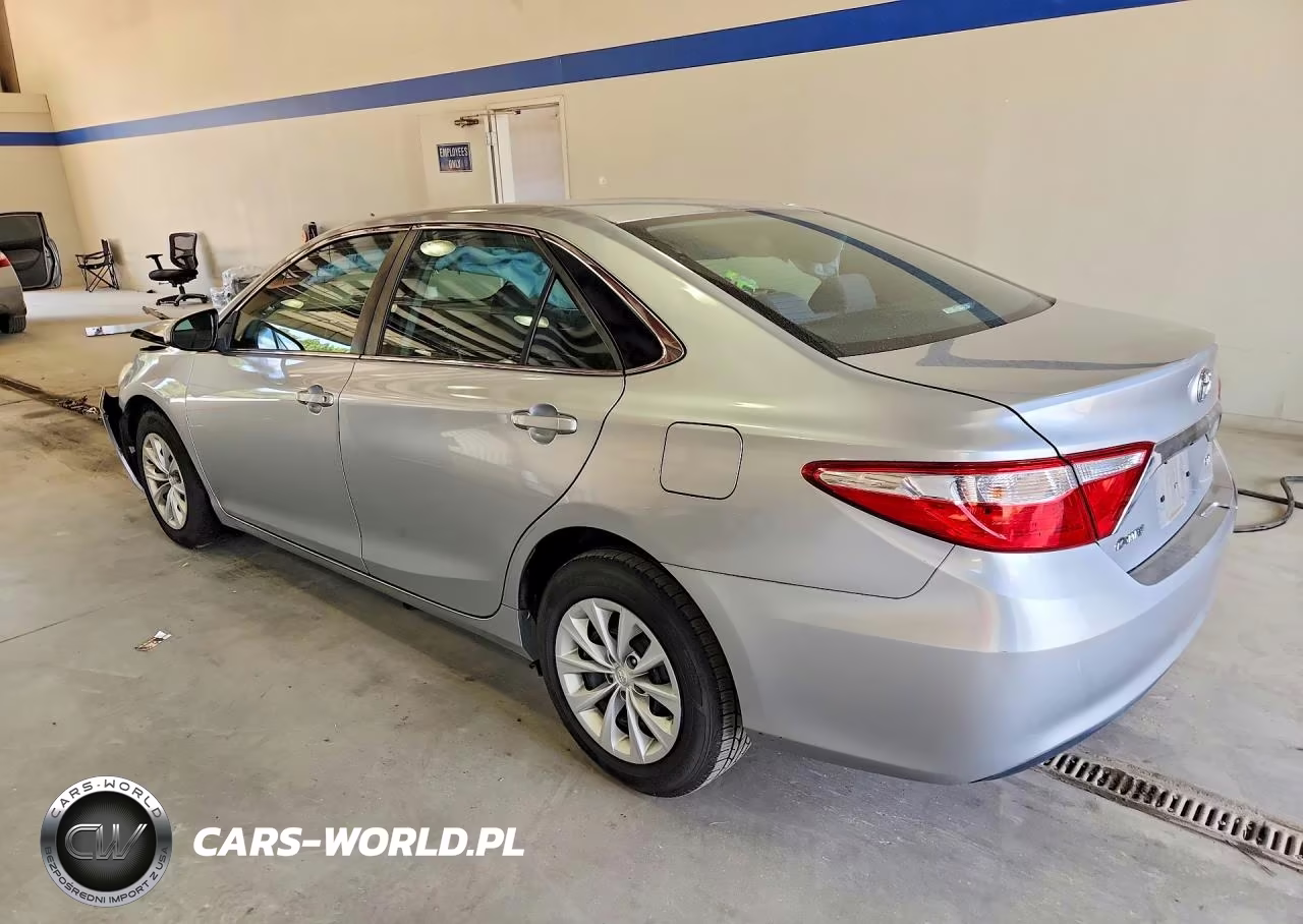 2015 Toyota Camry Le VIN:4T4BF1FK8FR445837 - 2