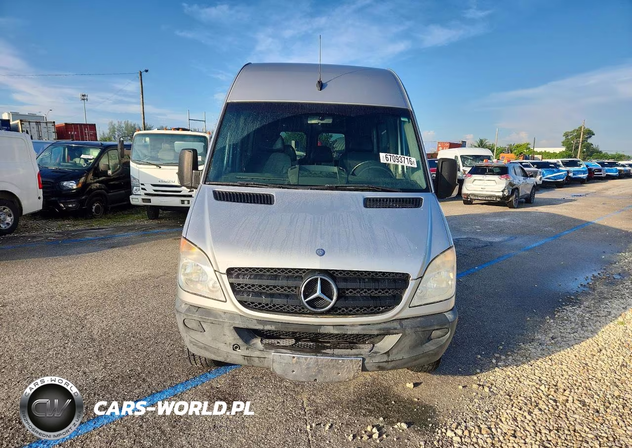 2013 Mercedes-Benz Sprinter 2500 VIN:WD4PE8CC0D5768628 - 5