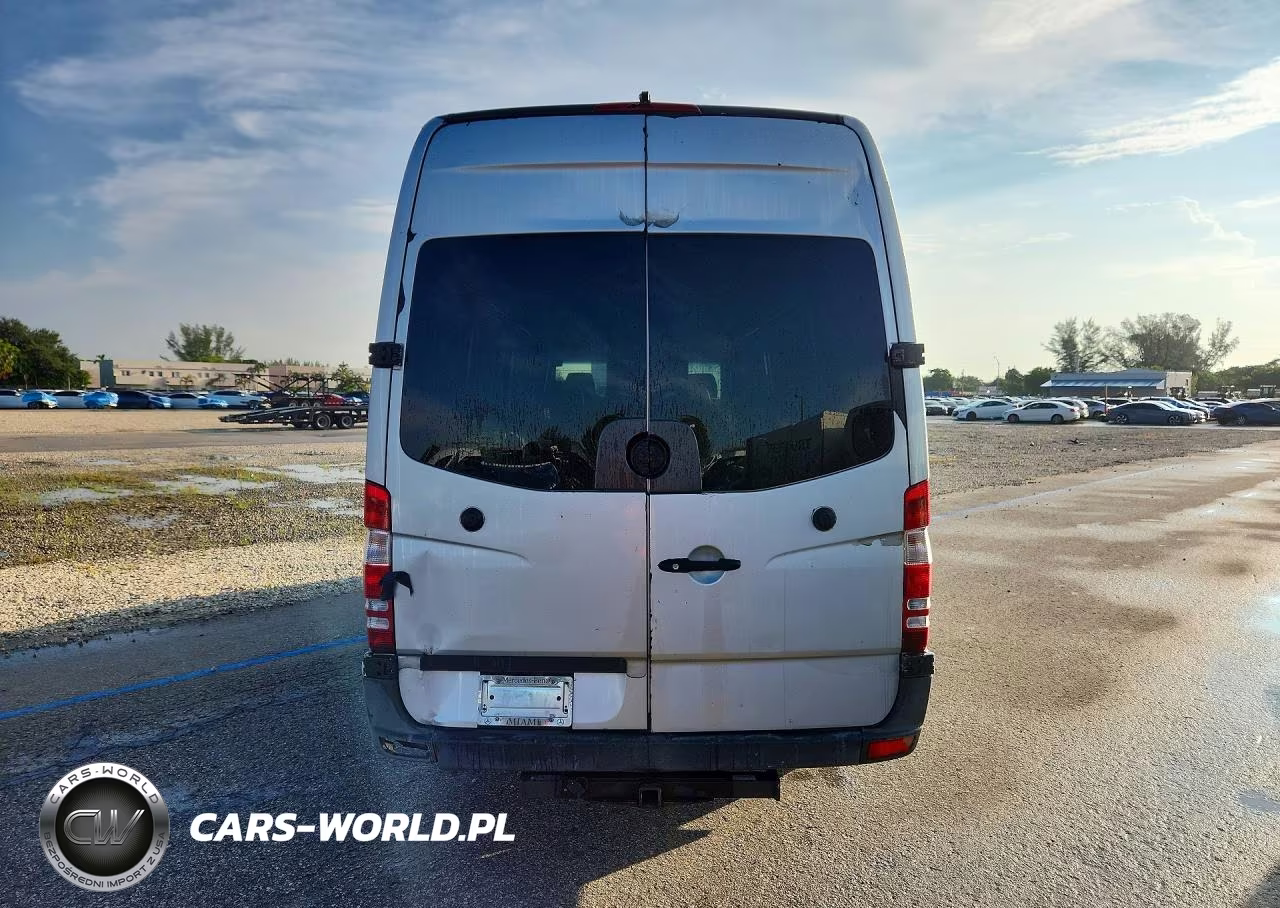 2013 Mercedes-Benz Sprinter 2500 VIN:WD4PE8CC0D5768628 - 6