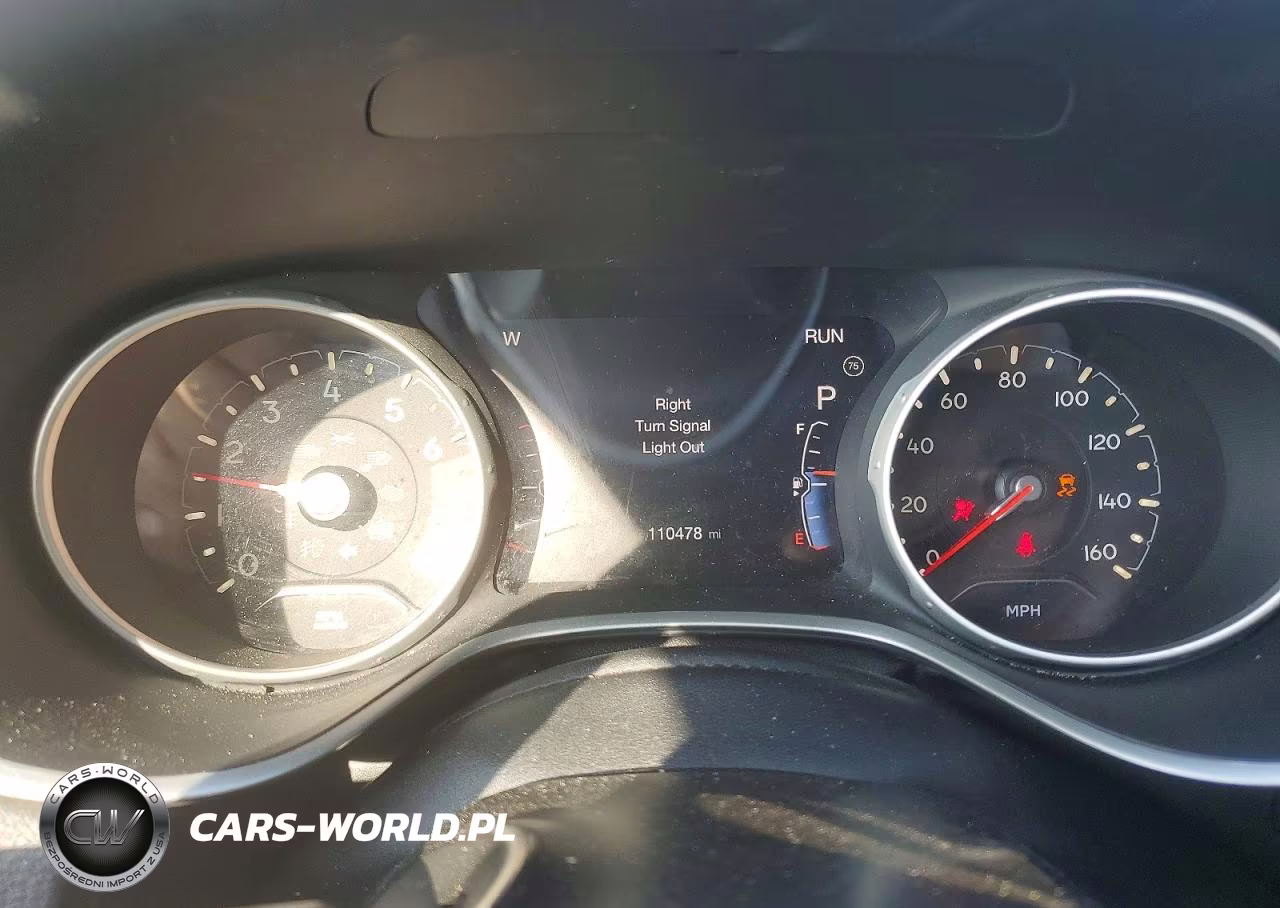 2018 Jeep Compass Limited VIN:3C4NJDCB5JT456300 - 9