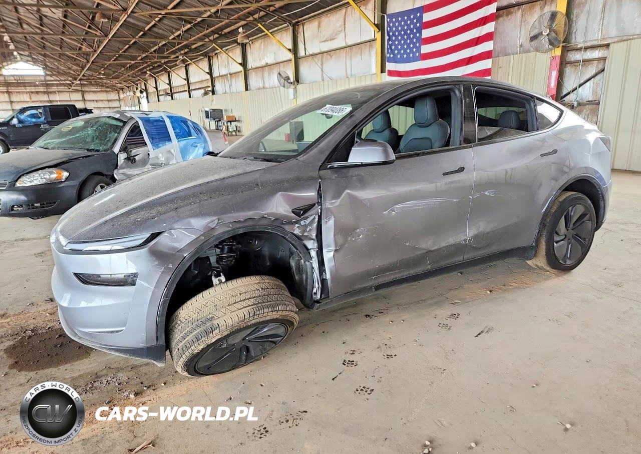 2026 Tesla Model Y VIN:7SAYGDED4TF612082 - 1