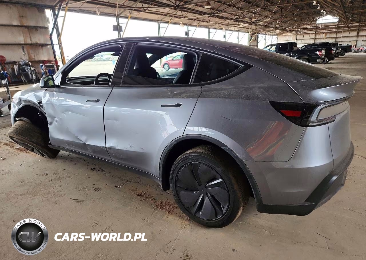 2026 Tesla Model Y VIN:7SAYGDED4TF612082 - 2