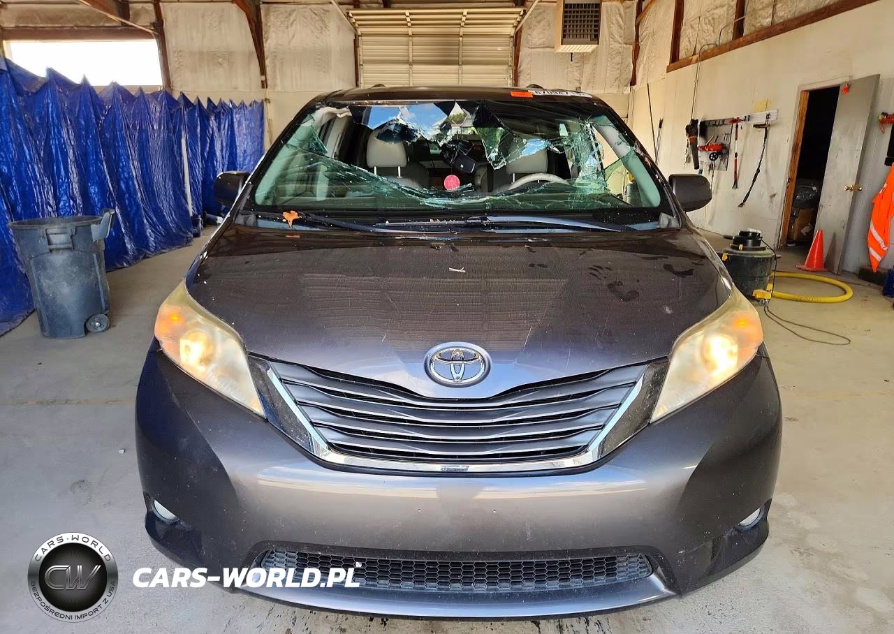 2011 Toyota Sienna Xle 8-Passenger VIN:5TDYK3DC3BS100810 - 5