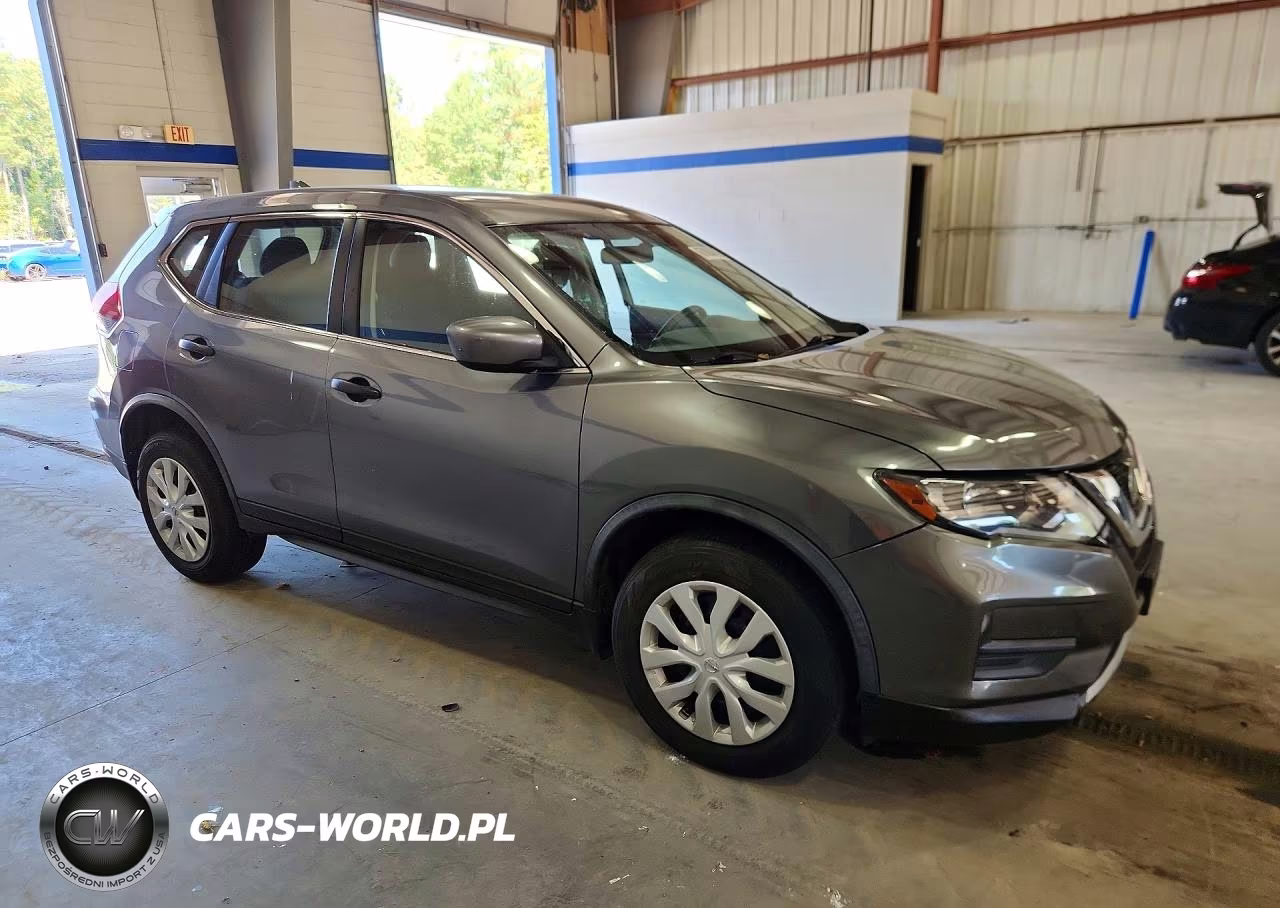 2018 Nissan Rogue S VIN:JN8AT2MV7JW305270 - 4