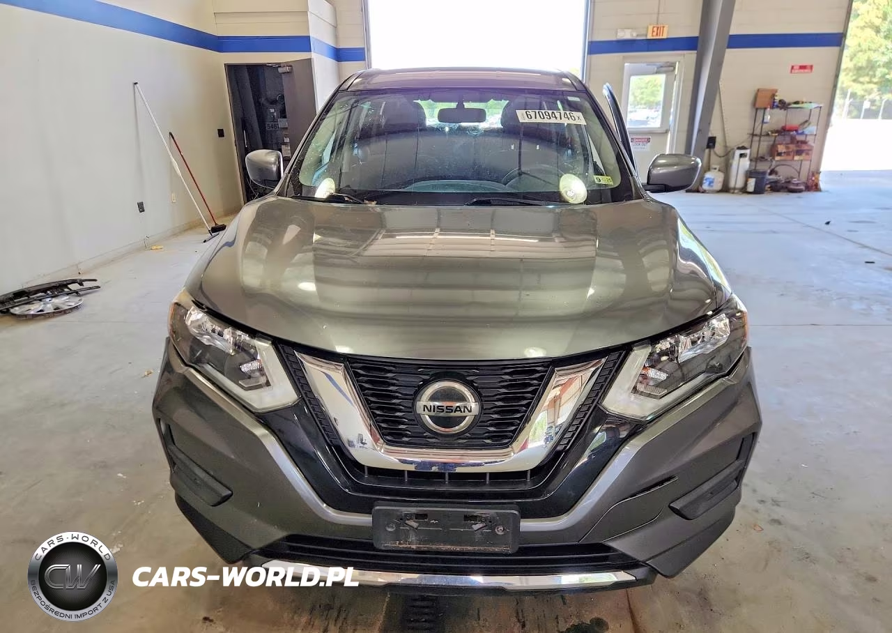 2018 Nissan Rogue S VIN:JN8AT2MV7JW305270 - 5