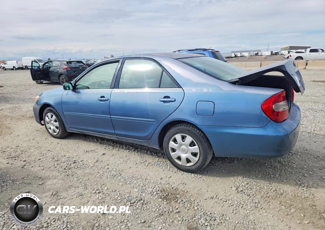 2004 Toyota Camry Le VIN:4T1BE30K84U925486 - 2