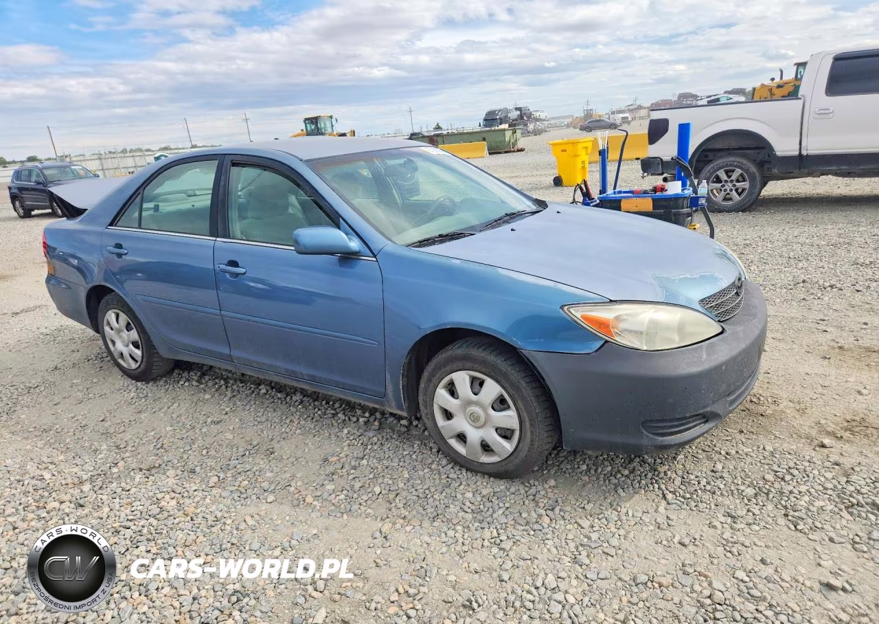 2004 Toyota Camry Le VIN:4T1BE30K84U925486 - 4