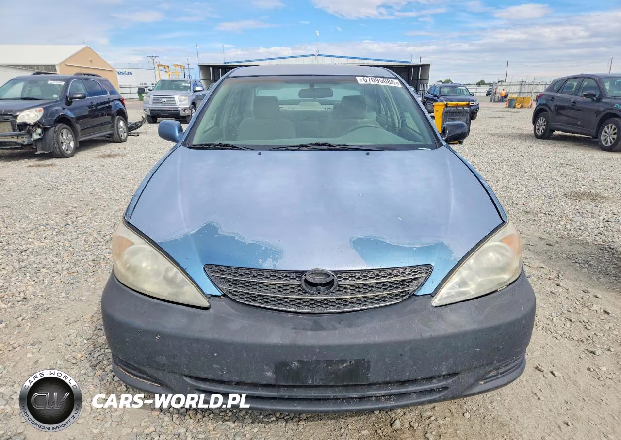 2004 Toyota Camry Le VIN:4T1BE30K84U925486 - 5