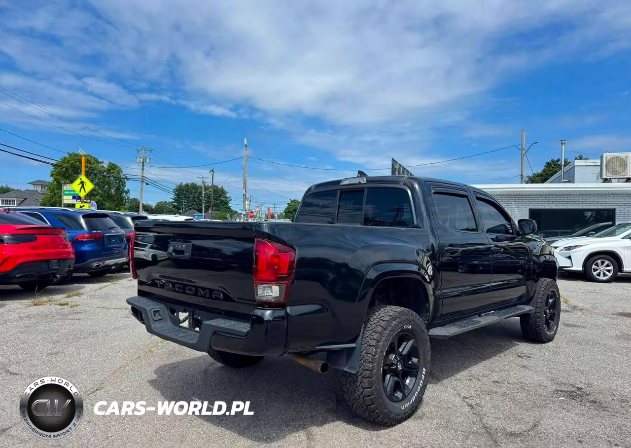 2018 Toyota Tacoma Sr VIN:5TFAX5GN1JX105606 - 4