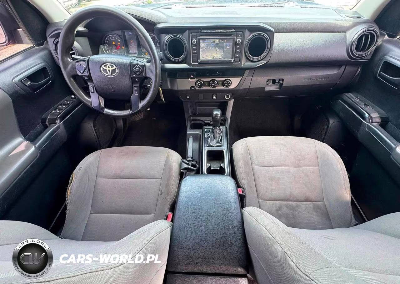 2018 Toyota Tacoma Sr VIN:5TFAX5GN1JX105606 - 9