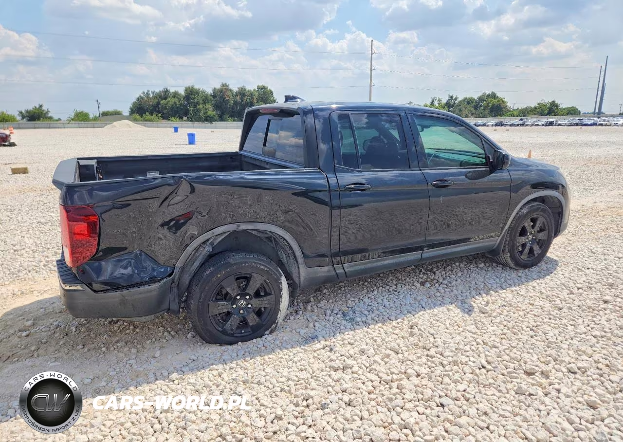 2019 Honda Ridgeline Black Edition VIN:5FPYK3F84KB034630 - 3