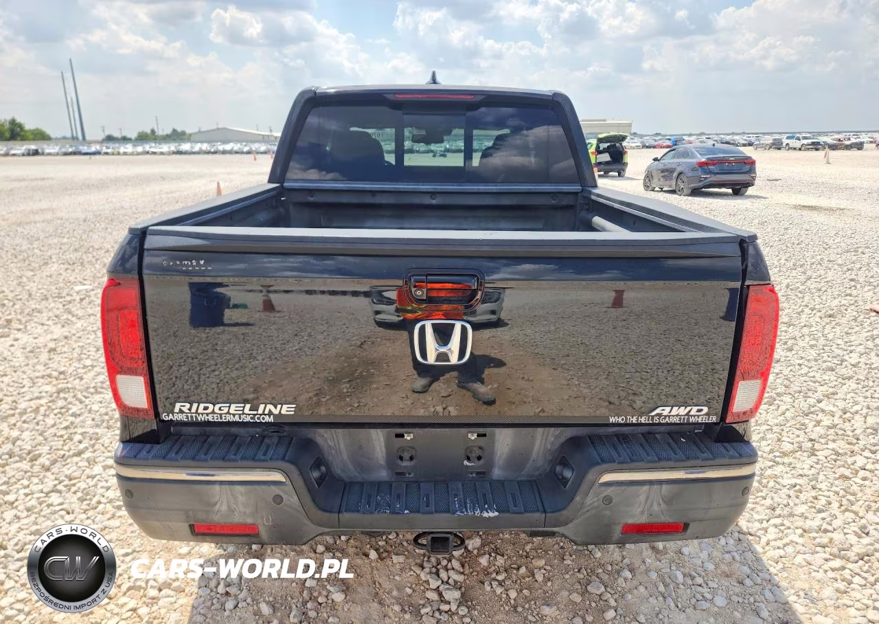 2019 Honda Ridgeline Black Edition VIN:5FPYK3F84KB034630 - 6