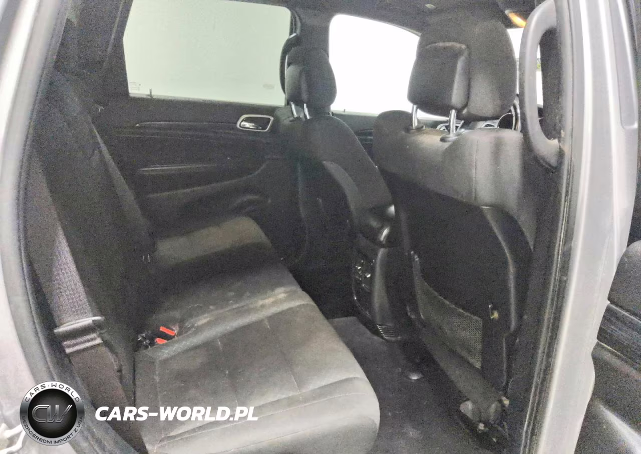 2020 Jeep Grand Cherokee Laredo VIN:1C4RJFAG7LC200718 - 11
