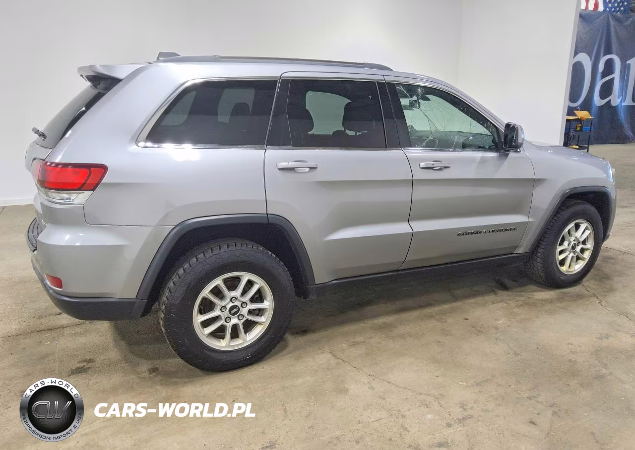 2020 Jeep Grand Cherokee Laredo VIN:1C4RJFAG7LC200718 - 3