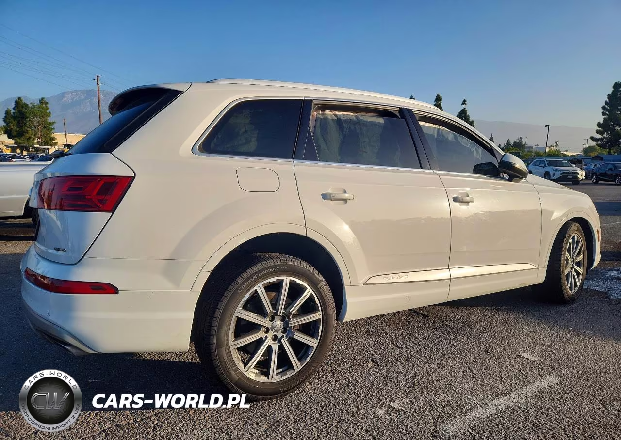 2019 Audi Q7 Premium Plus VIN:WA1LHAF71KD038410 - 3