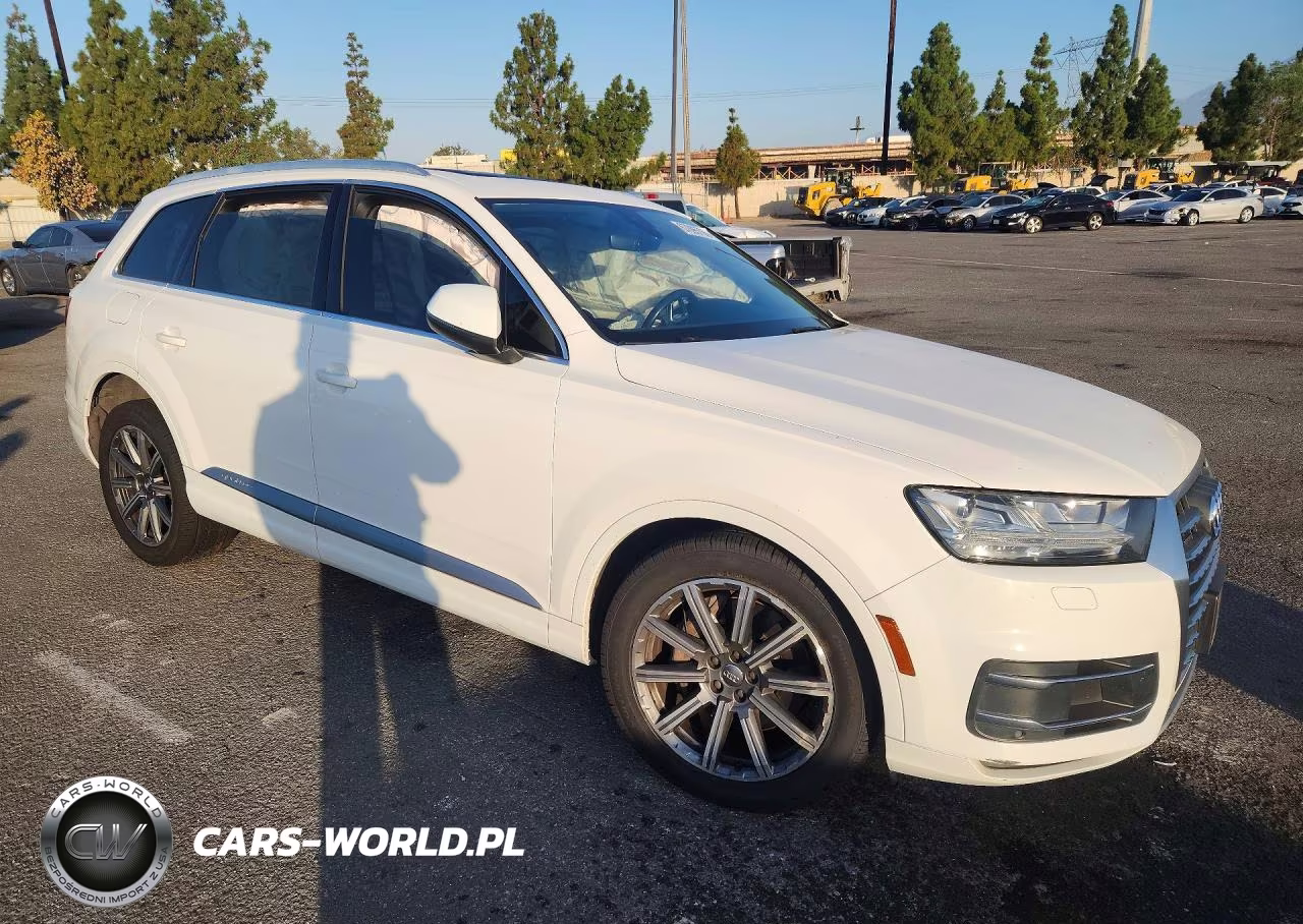 2019 Audi Q7 Premium Plus VIN:WA1LHAF71KD038410 - 4