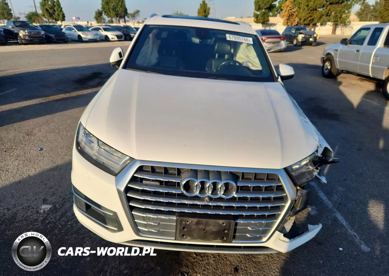 2019 Audi Q7 Premium Plus VIN:WA1LHAF71KD038410 - 5