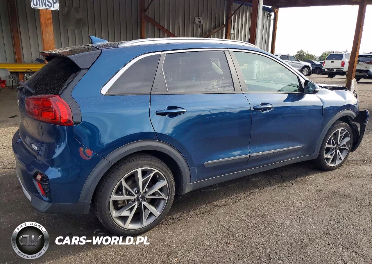 2021 Kia Niro Touring VIN:KNDCC3LC7M5477156 - 3