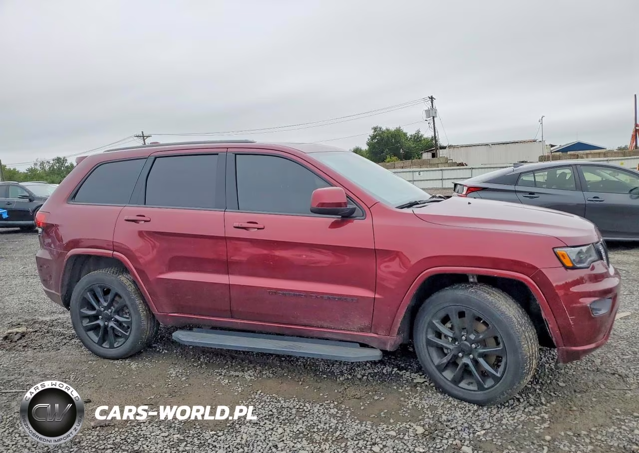2022 Jeep Grand Cherokee Laredo E VIN:1C4RJFAG7NC141012 - 4