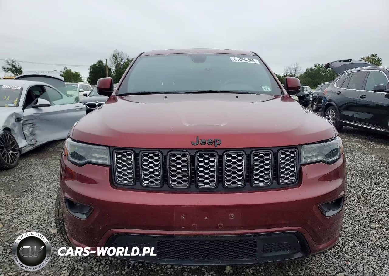 2022 Jeep Grand Cherokee Laredo E VIN:1C4RJFAG7NC141012 - 5
