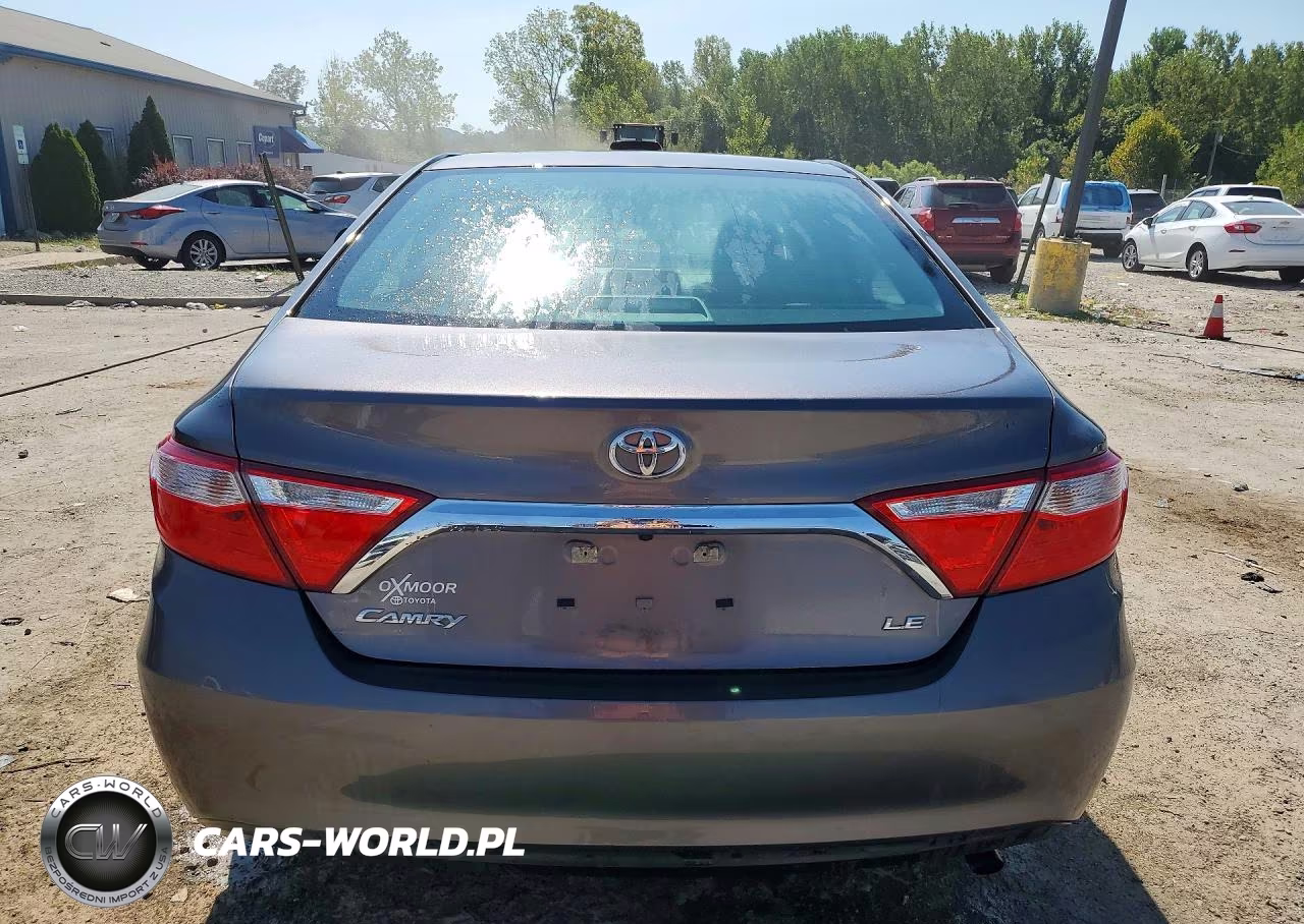 2017 Toyota Camry Le VIN:4T1BF1FK4HU444195 - 6