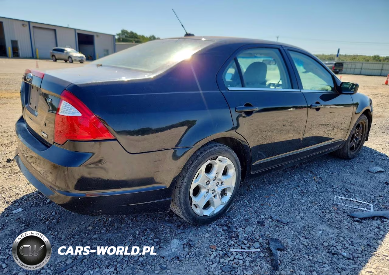 2010 Ford Fusion Se VIN:3FAHP0HG1AR212123 - 3