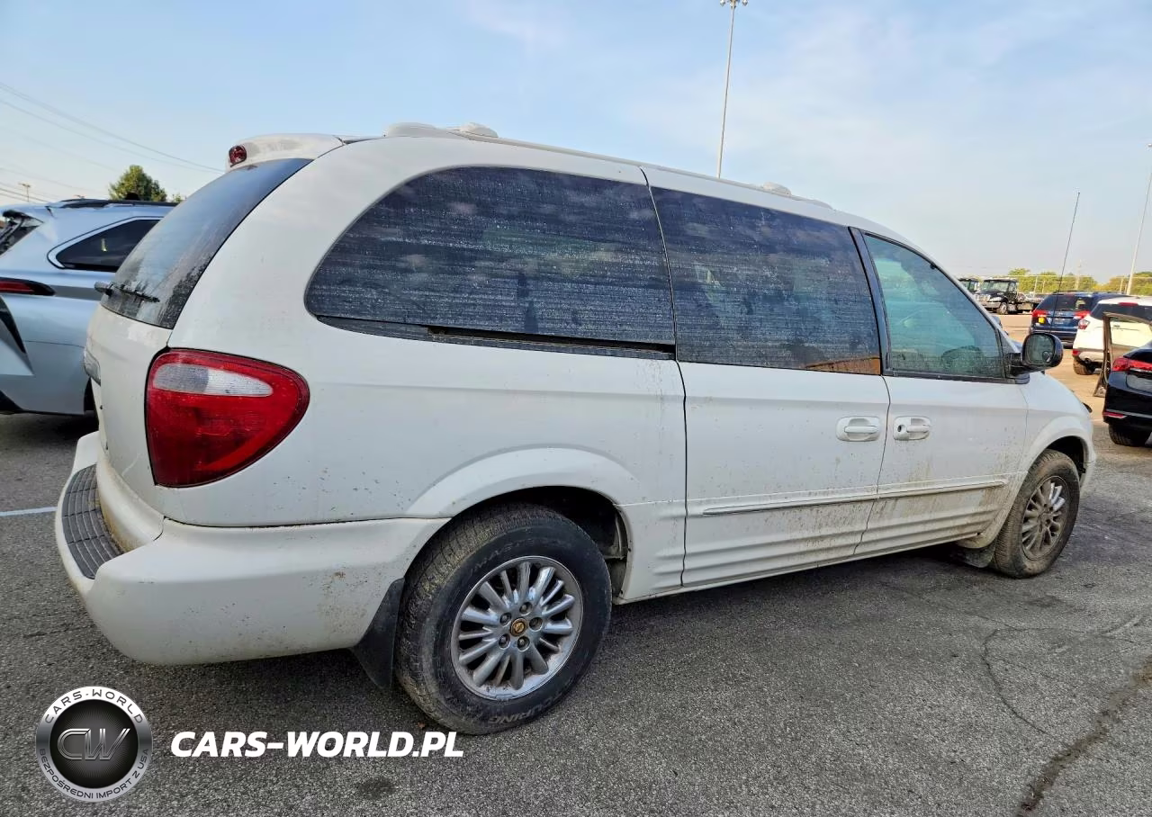 2002 Chrysler Town & Country Limited VIN:2C8GP64L42R711581 - 3