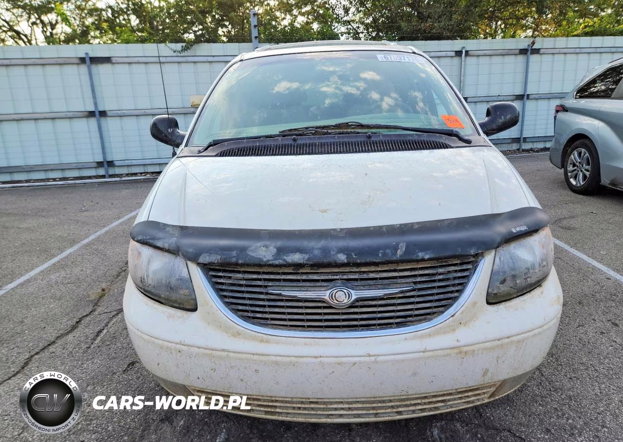 2002 Chrysler Town & Country Limited VIN:2C8GP64L42R711581 - 5
