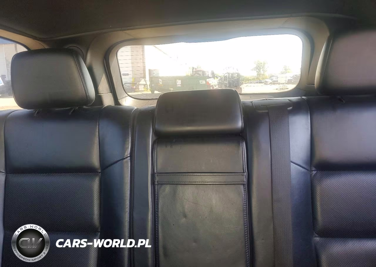 2021 Jeep Grand Cherokee Limited 4X4 VIN:1C4RJFBG9MC665372 - 10