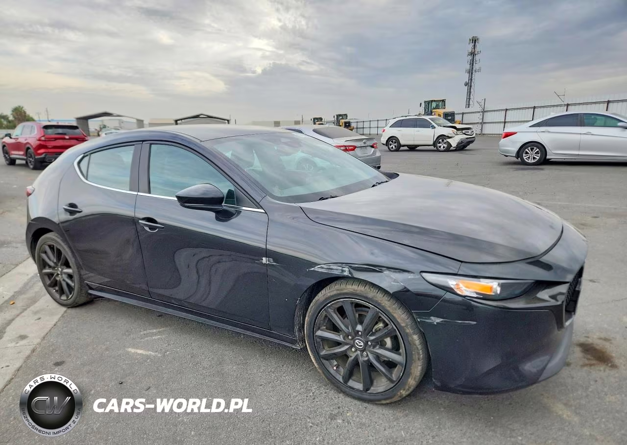 2024 Mazda 3 Select Sport VIN:JM1BPAKM9R1700049 - 4