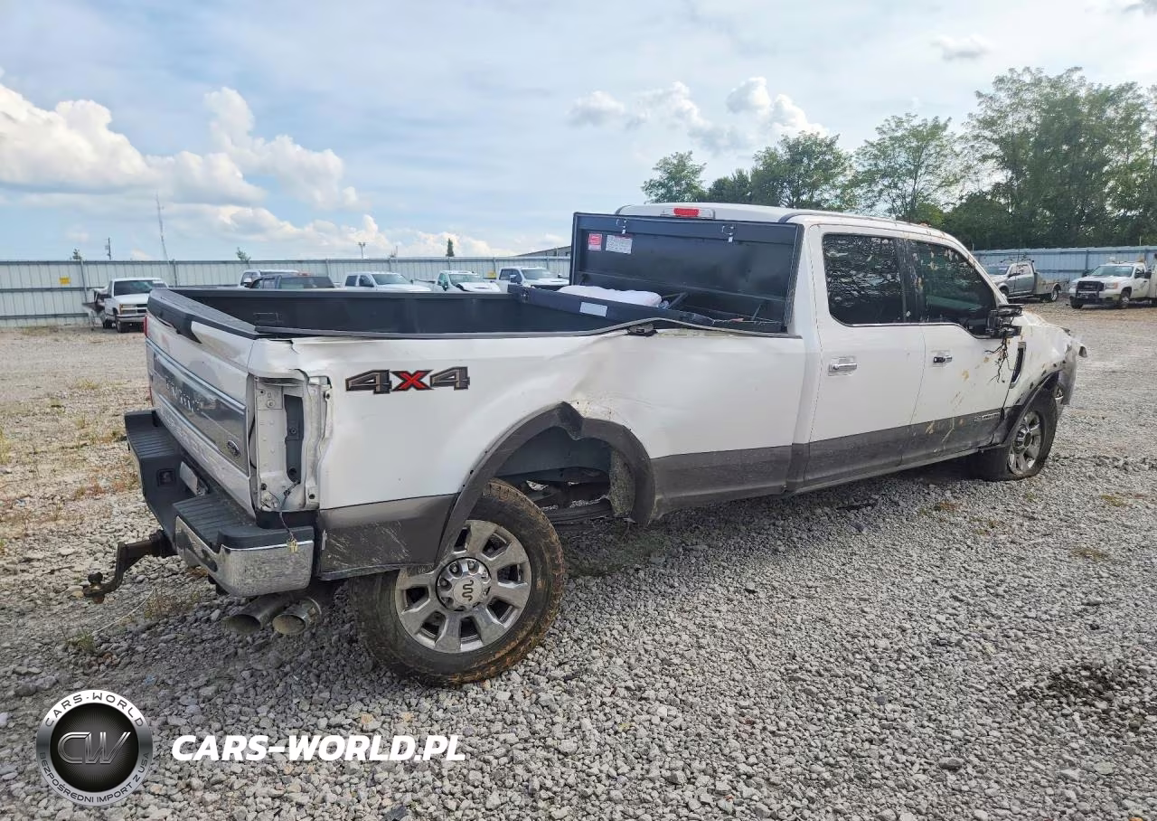 2017 Ford F350 Super Duty VIN:1FT8W3BT4HED06501 - 3