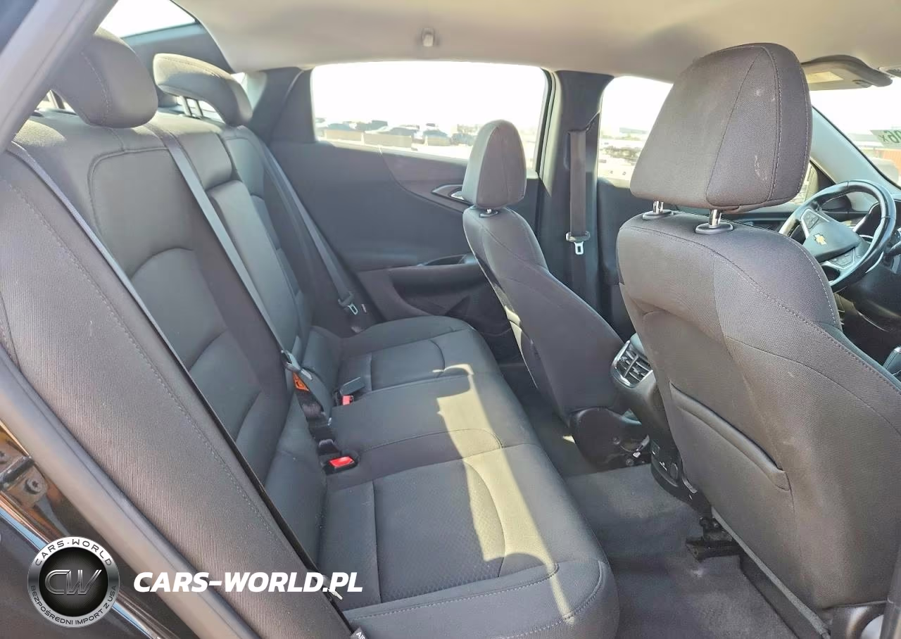 2018 Chevrolet Malibu Lt VIN:1G1ZD5ST4JF283543 - 10