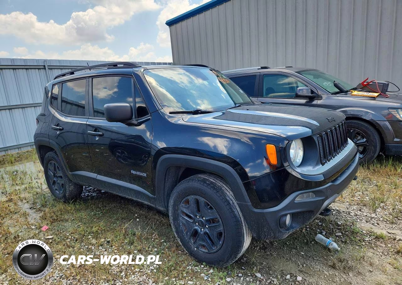 2018 Jeep Renegade Sport VIN:ZACCJBABXJPH46361 - 4