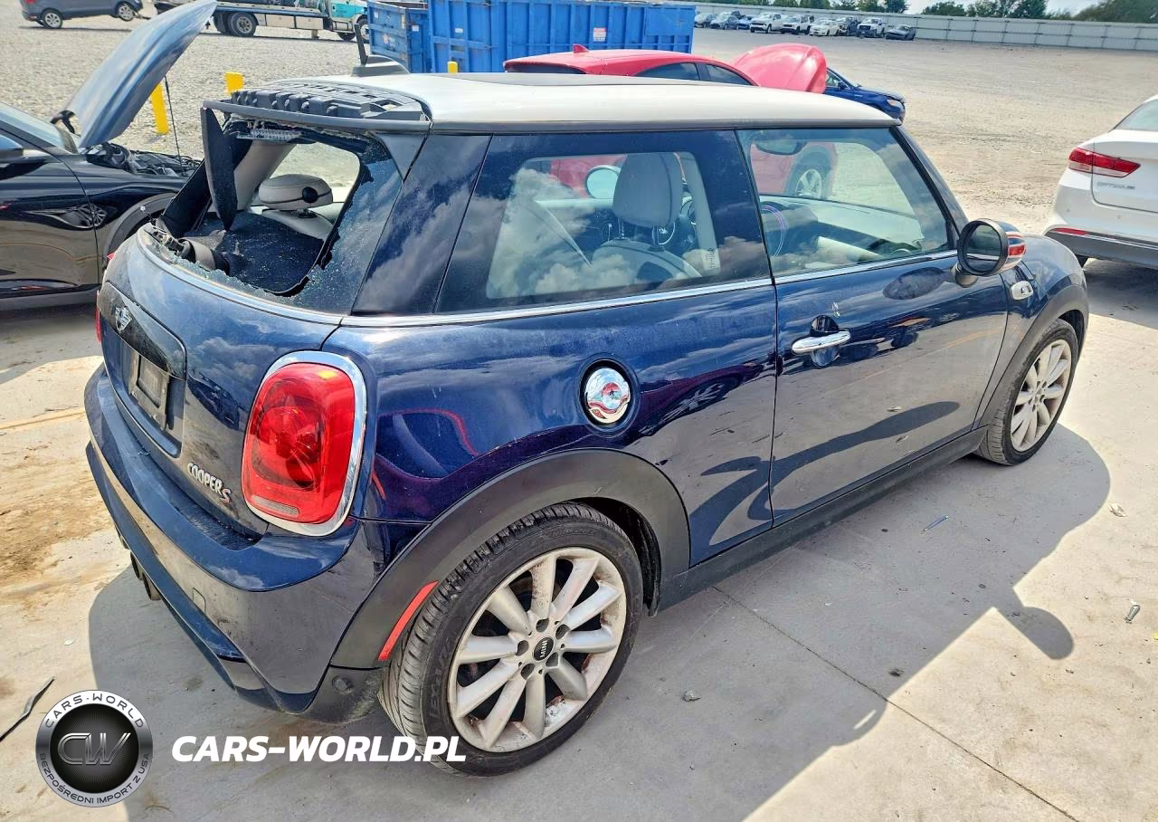 2018 Mini Cooper S VIN:WMWXP7C53J2A47152 - 3