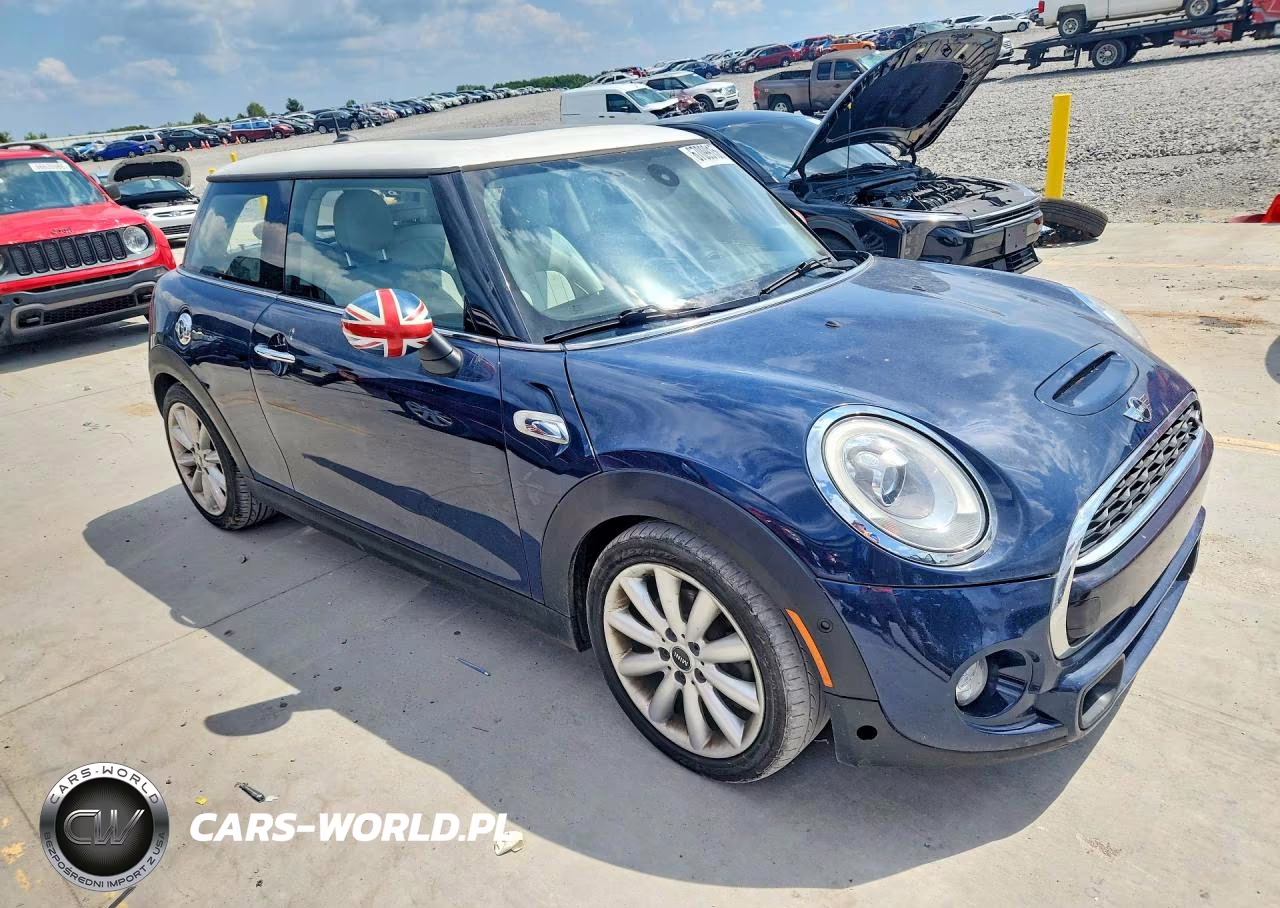 2018 Mini Cooper S VIN:WMWXP7C53J2A47152 - 4