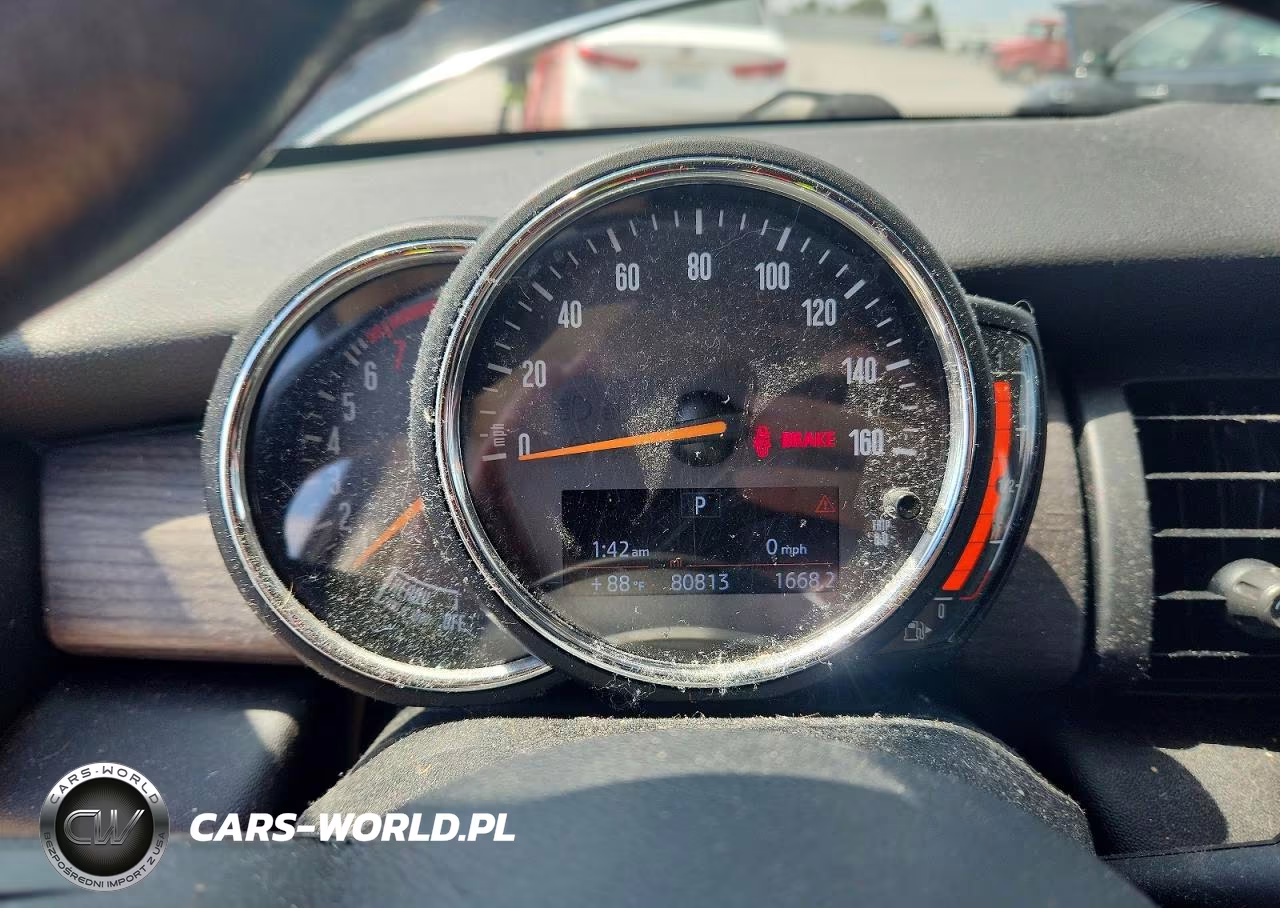 2018 Mini Cooper S VIN:WMWXP7C53J2A47152 - 9