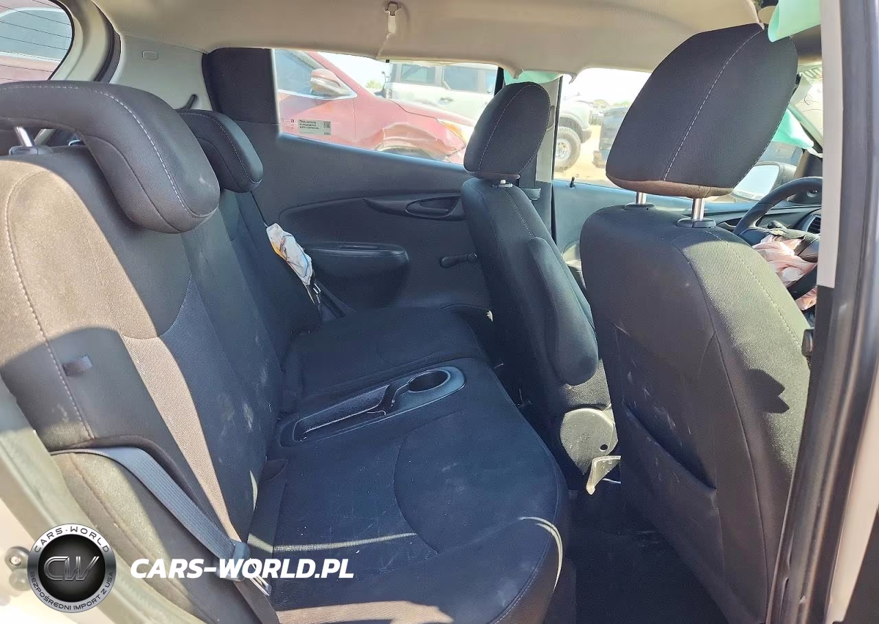 2021 Chevrolet Spark Ls VIN:KL8CB6SA4MC716185 - 10