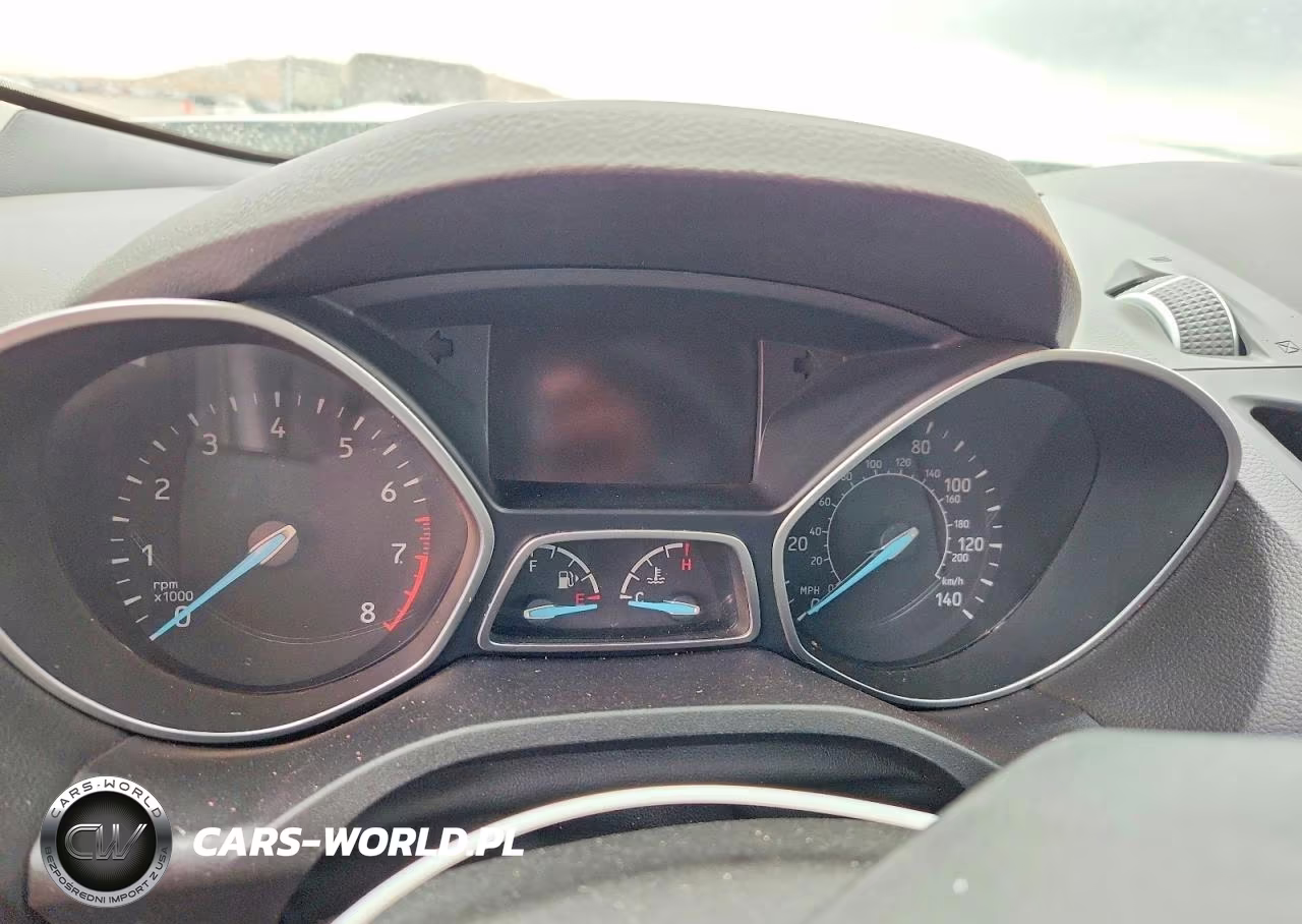 2017 Ford Escape Titanium VIN:1FMCU9J91HUB62576 - 9