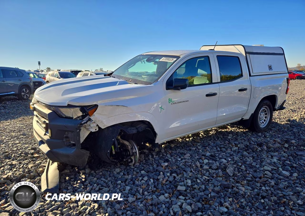 2024 Chevrolet Colorado VIN:1GCGTBEC5R1215403 - 1