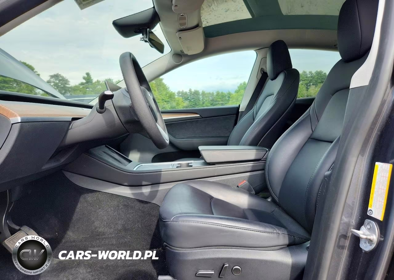2023 Tesla Model Y VIN:7SAYGDEE4PF888311 - 7