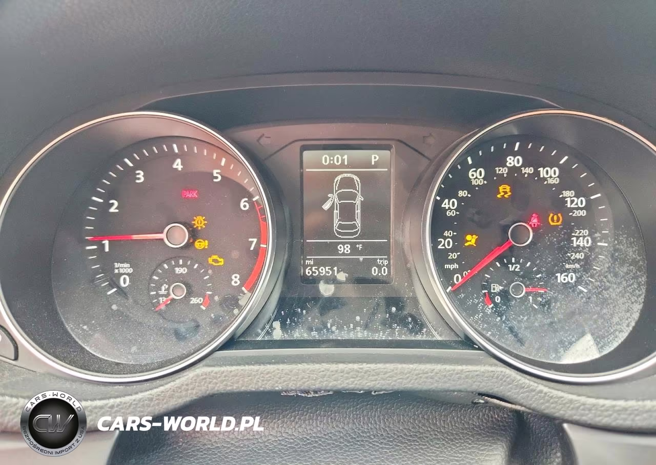 2018 Volkswagen Passat S VIN:1VWAA7A39JC009005 - 9