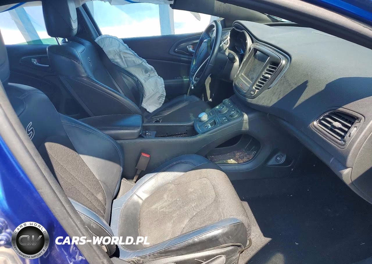 2015 Chrysler 200 S VIN:1C3CCCBG8FN518230 - 7