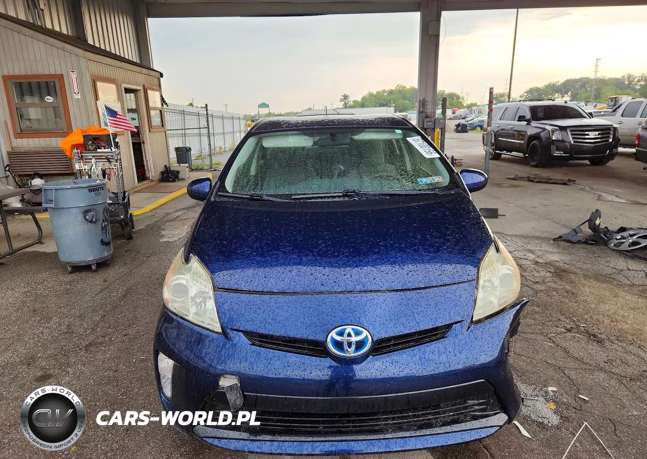 2015 Toyota Prius Two VIN:JTDKN3DU4F1967545 - 5
