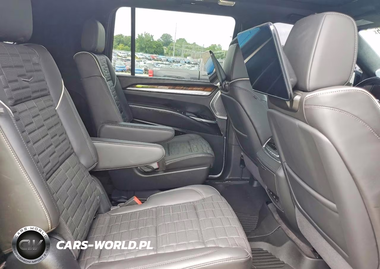 2026 Cadillac Escalade Esv Sport Platinum VIN:1GYS9RKL0TR137105 - 11