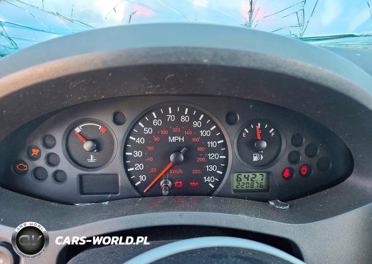 2005 Ford Focus Zx4 VIN:1FAFP34N85W199886 - 9