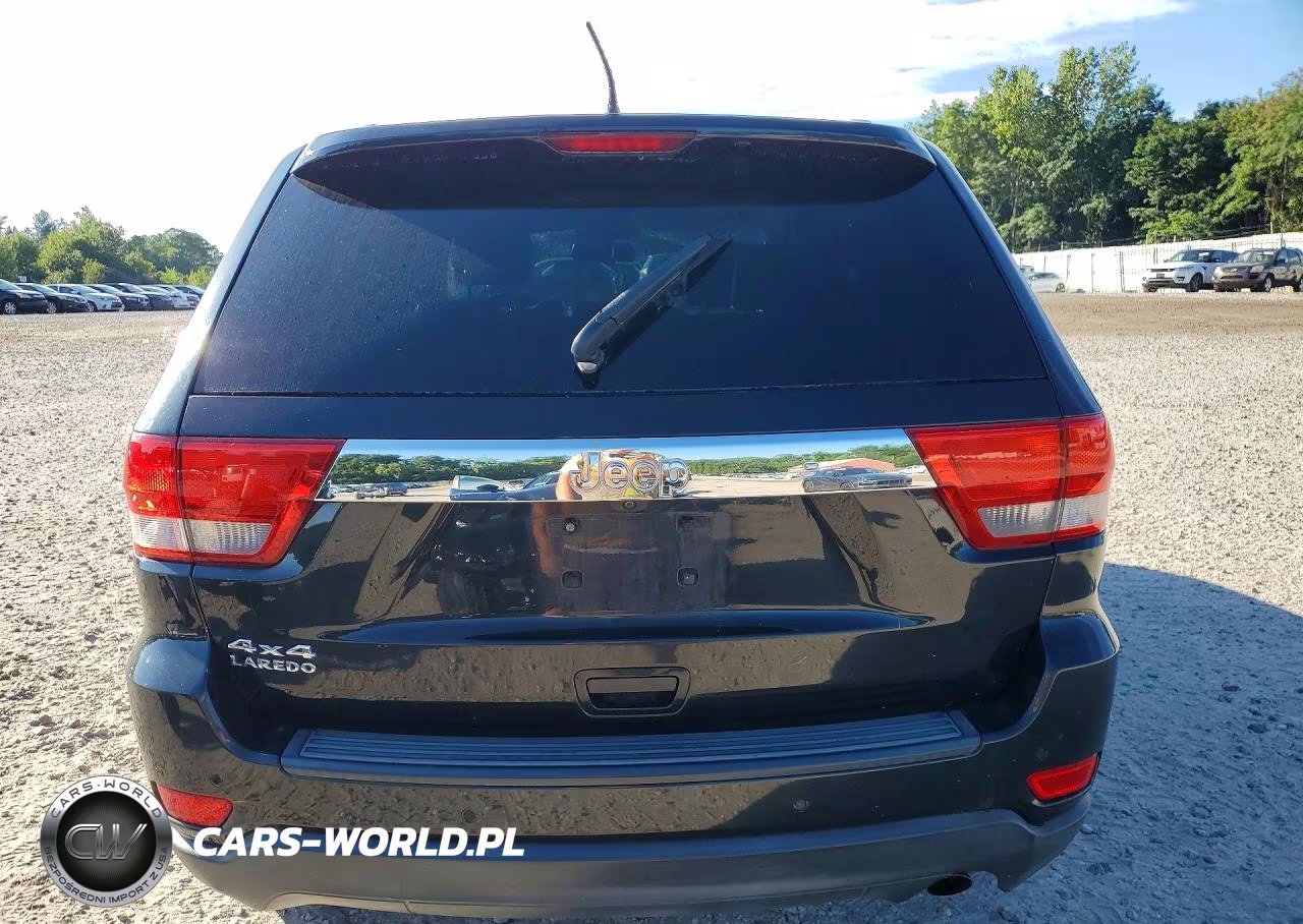 2011 Jeep Grand Cherokee Laredo VIN:1J4RR4GG8BC680698 - 6